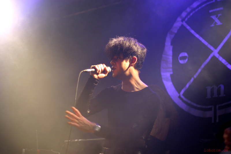 xymox03