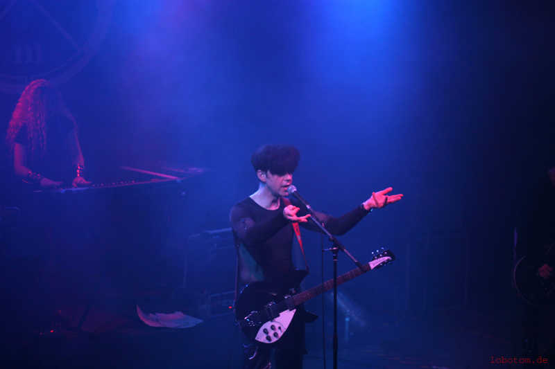 xymox27