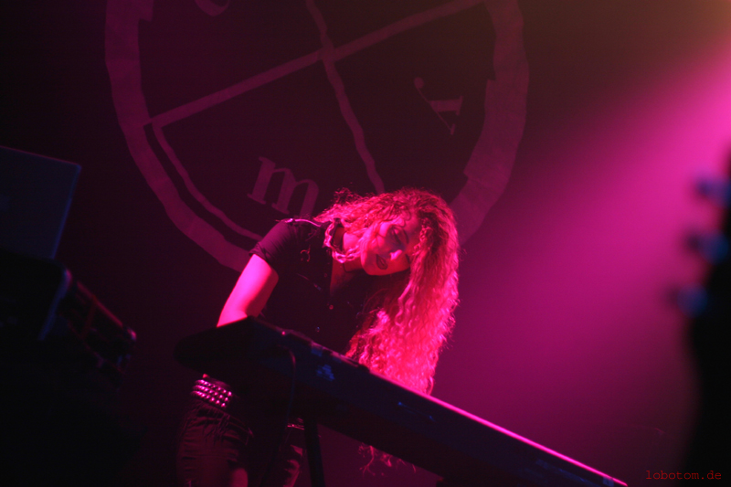 xymox37