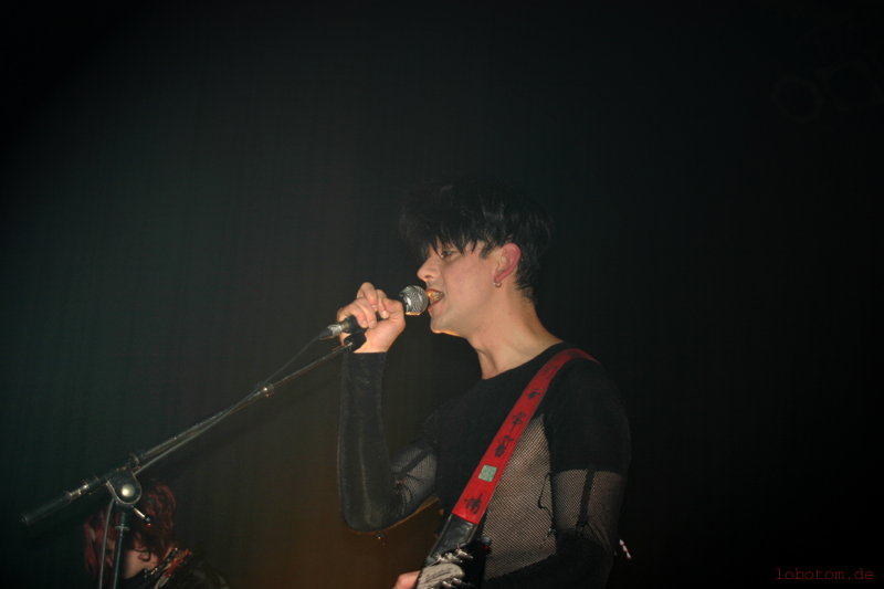 xymox36