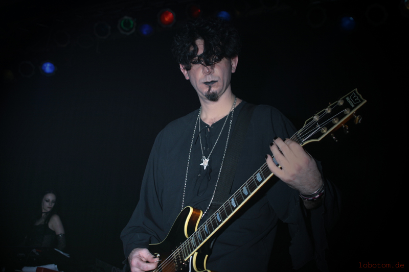 xymox49